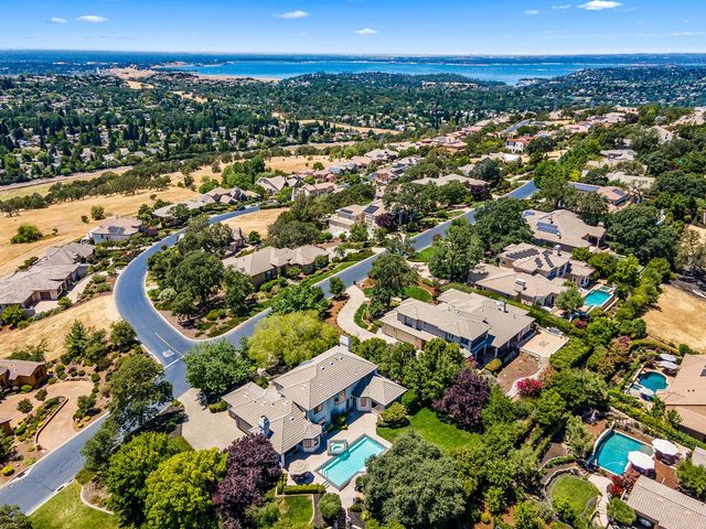 5563 Sur Mer Dr, El Dorado Hills, CA 95762