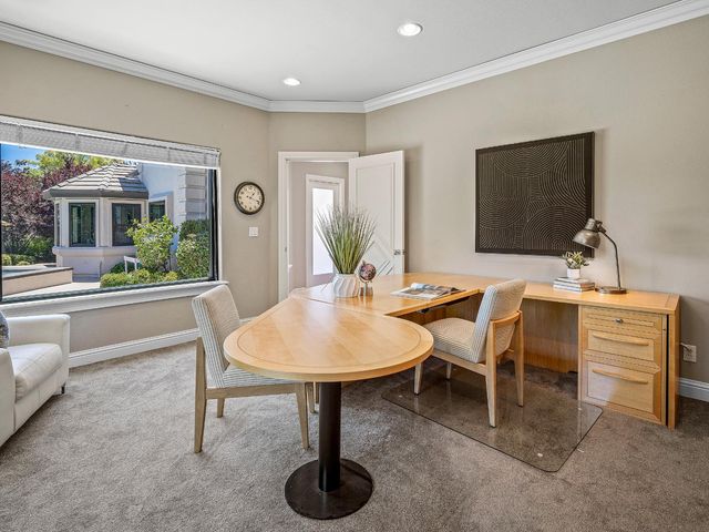 5563 Sur Mer Dr, El Dorado Hills, CA 95762