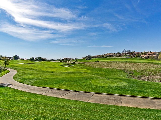 5563 Sur Mer Dr, El Dorado Hills, CA 95762