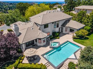 5563 Sur Mer Dr, El Dorado Hills, CA 95762