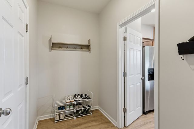 1817 Radnor Rd, Lebanon, TN 37087