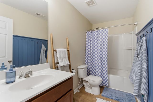 1817 Radnor Rd, Lebanon, TN 37087