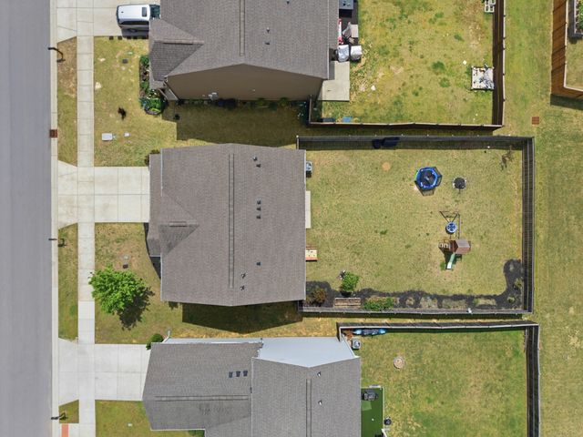 1817 Radnor Rd, Lebanon, TN 37087