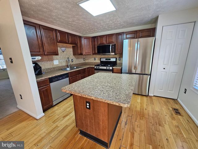 703 QUIET POND CT, Odenton, MD 21113
