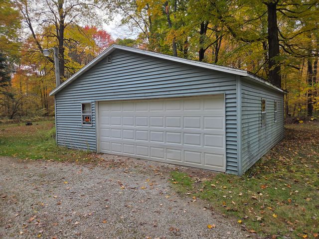 6987 S Pine Avenue, Newaygo, MI 49337