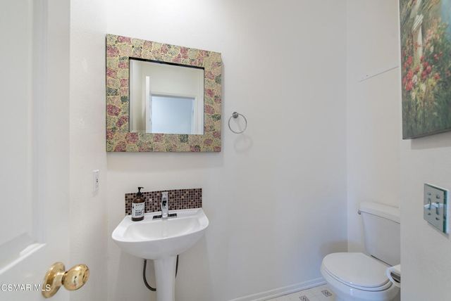 1751 Tallowberry Lane, Simi Valley, CA 93065