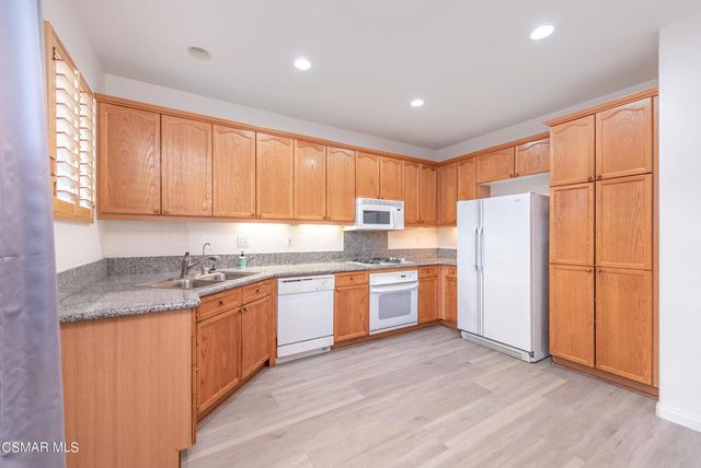 1751 Tallowberry Lane, Simi Valley, CA 93065