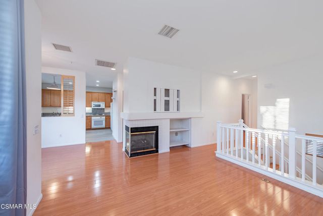 1751 Tallowberry Lane, Simi Valley, CA 93065