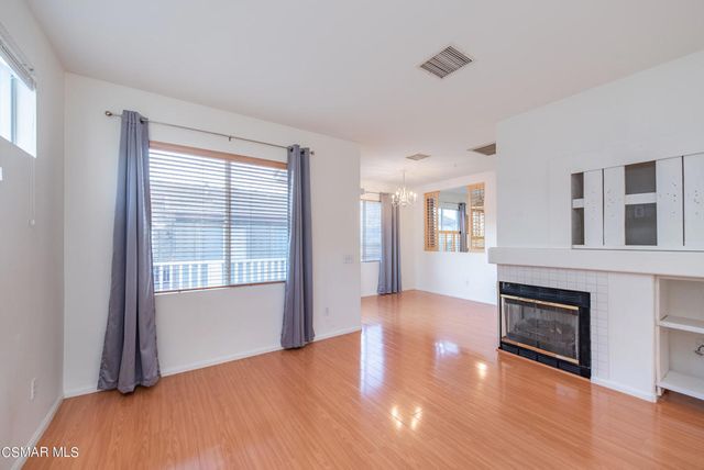 1751 Tallowberry Lane, Simi Valley, CA 93065