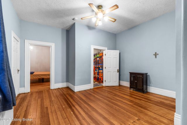 955 Ellison Ave, Louisville, KY 40204