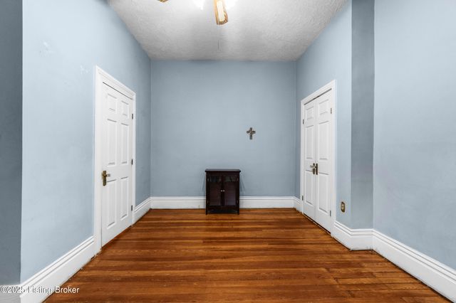 955 Ellison Ave, Louisville, KY 40204