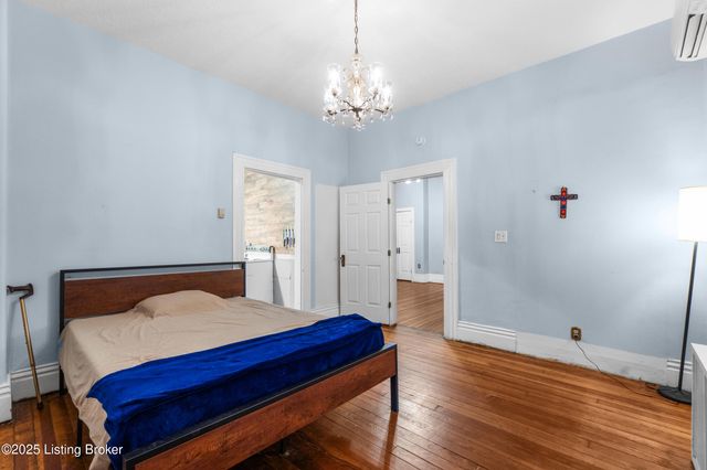 955 Ellison Ave, Louisville, KY 40204