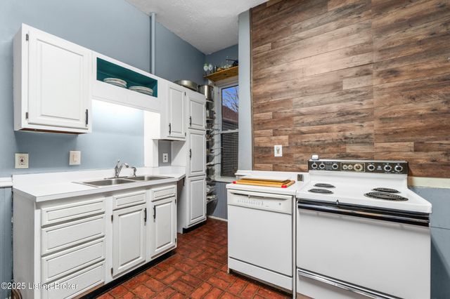 955 Ellison Ave, Louisville, KY 40204