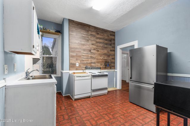 955 Ellison Ave, Louisville, KY 40204