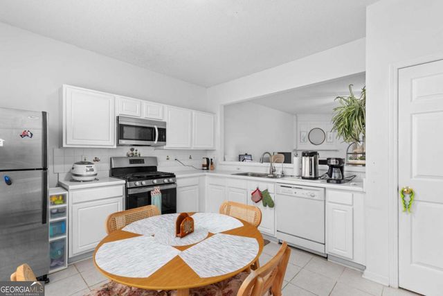 4088 Howell Park Road, Duluth, GA 30096