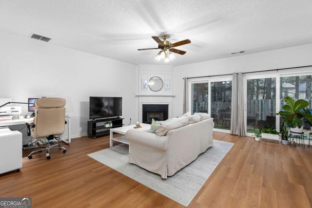 4088 Howell Park Road, Duluth, GA 30096