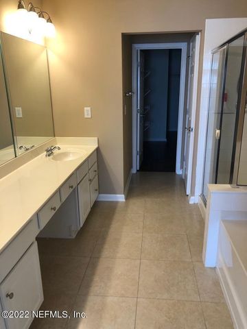 6373 AUTUMN BERRY Circle, Jacksonville, FL 32258