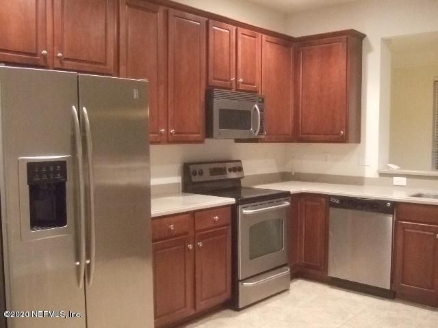 6373 AUTUMN BERRY Circle, Jacksonville, FL 32258