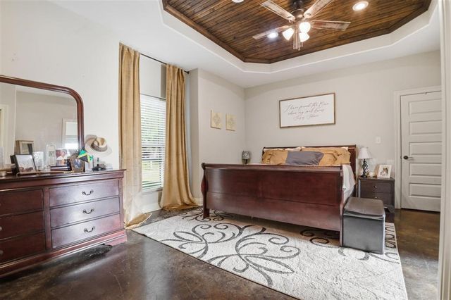 19447 HWY 383, Iowa, LA 70647