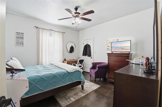 19447 HWY 383, Iowa, LA 70647