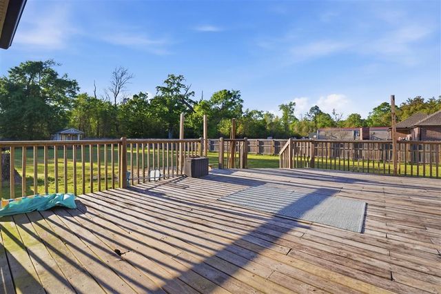 19447 HWY 383, Iowa, LA 70647