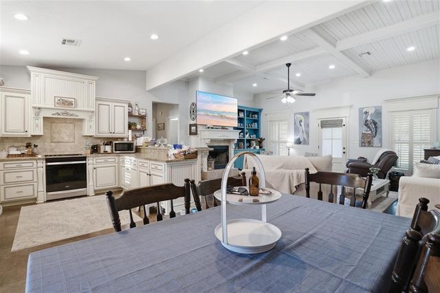 19447 HWY 383, Iowa, LA 70647