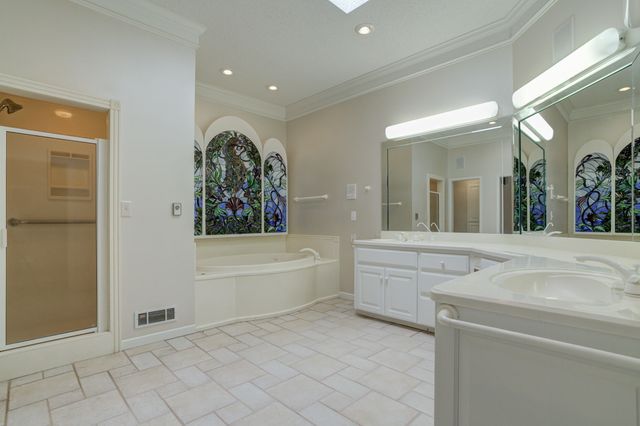 601 18th Street, Seagraves, TX 79359