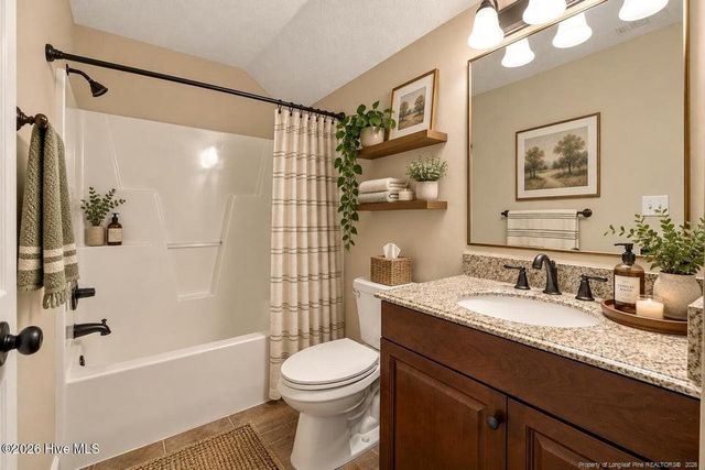 184 Hampshire Court, Raeford, NC 28376