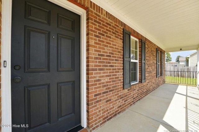 184 Hampshire Court, Raeford, NC 28376