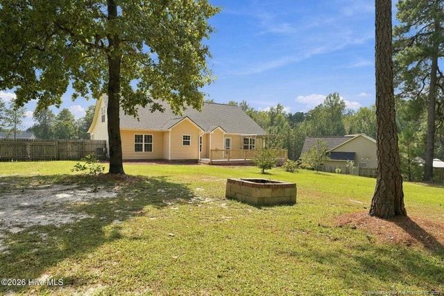 184 Hampshire Court, Raeford, NC 28376
