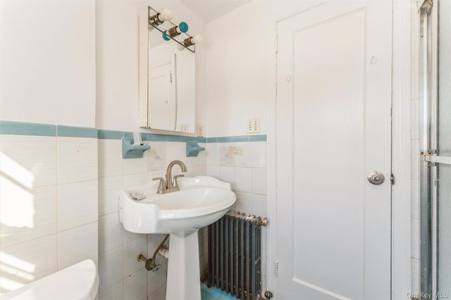 12 Taylor Place, Hempstead, NY 11550