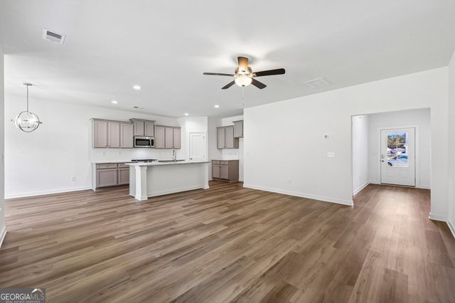 18 Purackal Lane, Statham, GA 30666