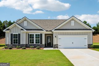 18 Purackal Lane, Statham, GA 30666
