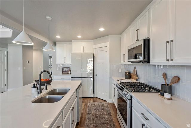 882 W SPRING DEW LN, Lehi, UT 84048