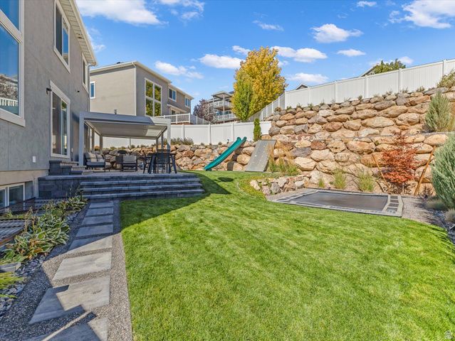 882 W SPRING DEW LN, Lehi, UT 84048