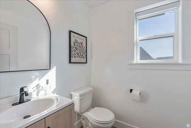 882 W SPRING DEW LN, Lehi, UT 84048