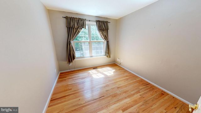 7525 TOTTENHAM DR, White Plains, MD 20695