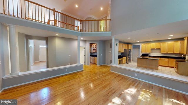 7525 TOTTENHAM DR, White Plains, MD 20695