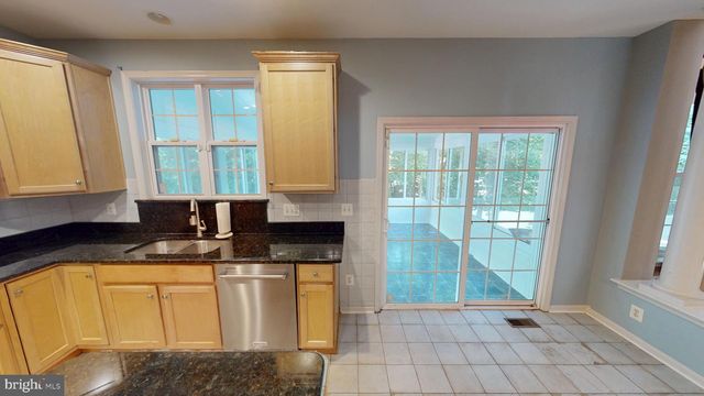 7525 TOTTENHAM DR, White Plains, MD 20695