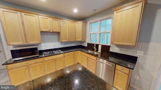 7525 TOTTENHAM DR, White Plains, MD 20695