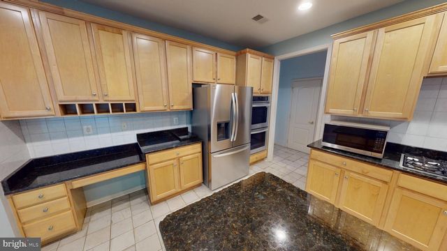 7525 TOTTENHAM DR, White Plains, MD 20695