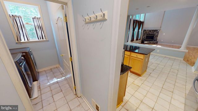 7525 TOTTENHAM DR, White Plains, MD 20695