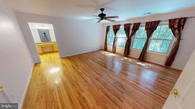 7525 TOTTENHAM DR, White Plains, MD 20695