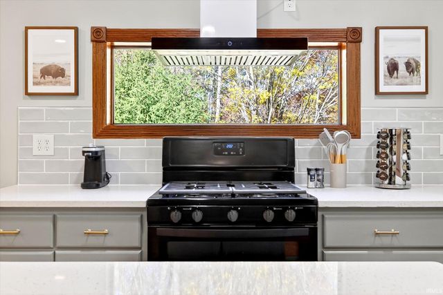 4975 E 46, Bloomington, IN 47401