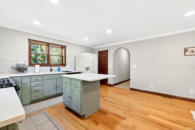 4975 E 46, Bloomington, IN 47401