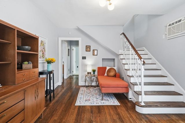 17 Vogel St, Boston, MA 02132