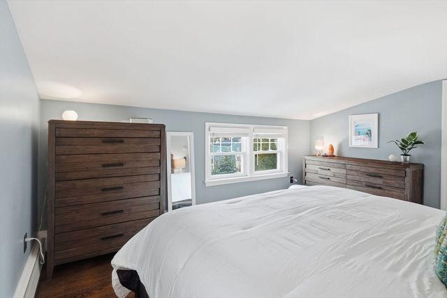 17 Vogel St, Boston, MA 02132