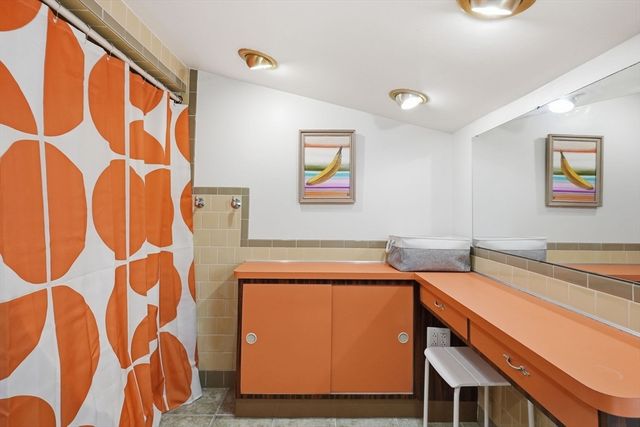 17 Vogel St, Boston, MA 02132