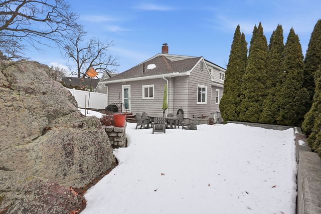 17 Vogel St, Boston, MA 02132