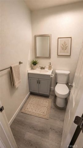 905 W Sumner B, Lake Elsinore, CA 92530
